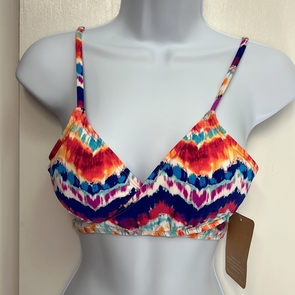 Hobie Chevron Ikat Print Bikini Top, has a wrap around strap & shoulder straps - Picture 4 of 16